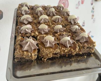 Тофи карамела коцки